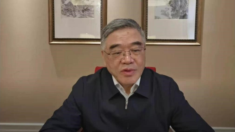 全国政协常委、副秘书长，民进中央副主席，bv韦德-(中国)官方网站家庭教育专业委员会理事长 朱永新致辞_副本.jpg