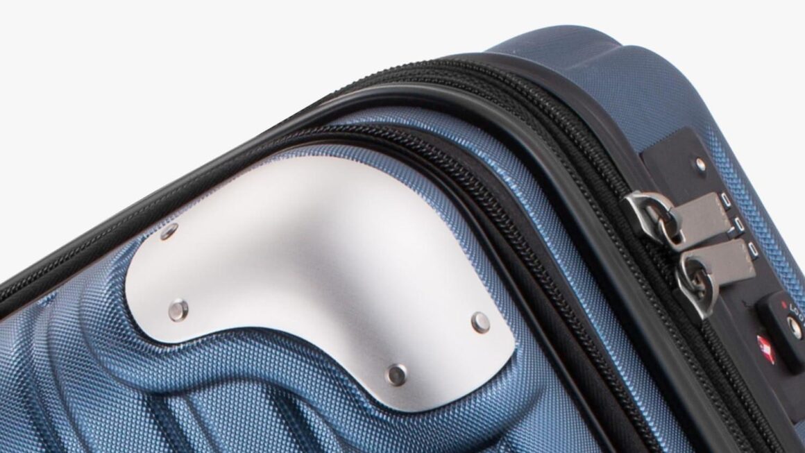 Best Luggage – LEVEL8 Grace Carry-On 20-Inch Expandable Hard Shell Review