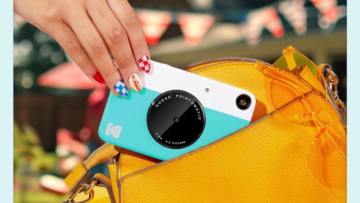 Best Instant Camera – KODAK Printomatic 5MP Portable Photo Printer Review